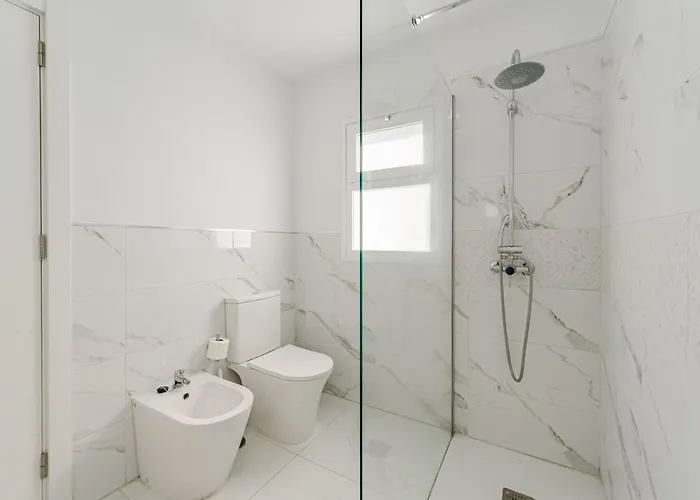 Ave Del Paraiso Arona