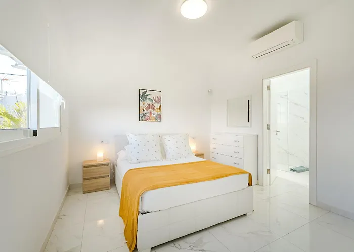 Ave Del Paraiso * Arona (Tenerife)